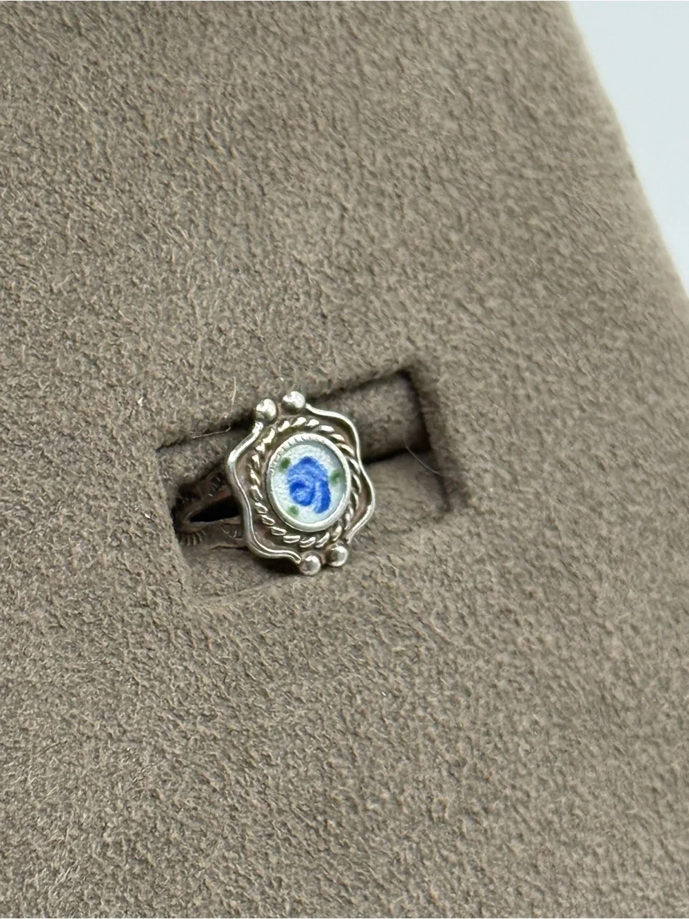 N/A delicate sterling